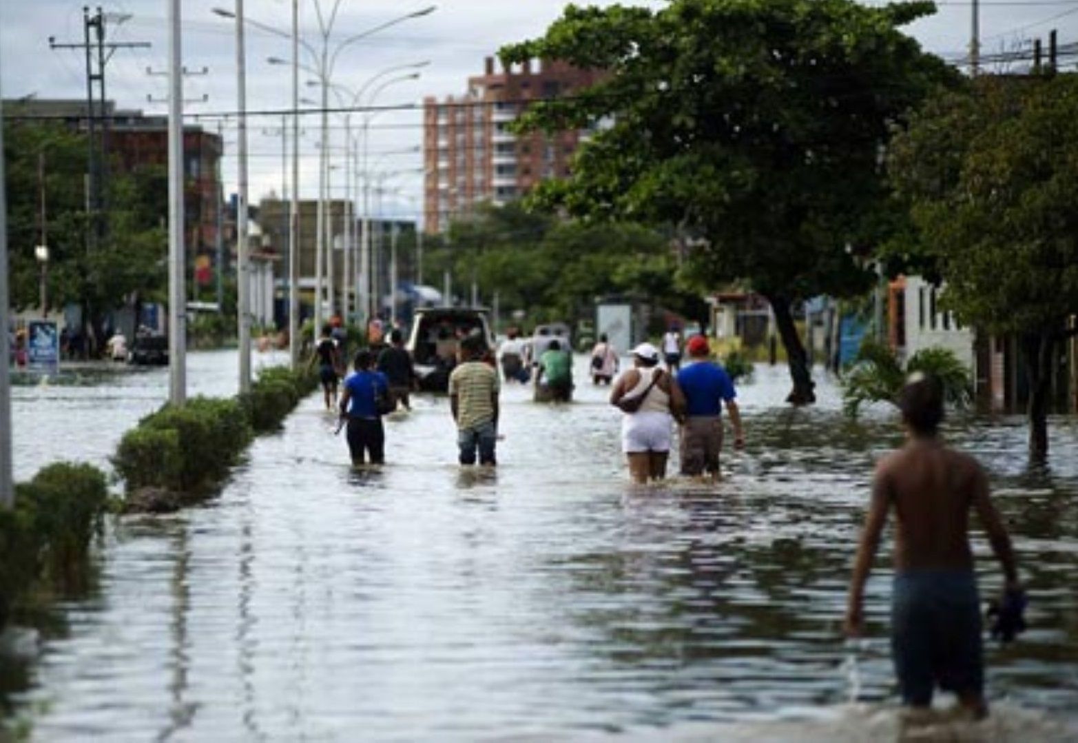 Israel apoya a víctimas de inundación en Uruguay  Enlace Judío