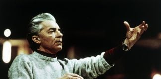 La fama de Herbert Von Karajan fue totalmente inmerecida. Sus interpretaciones son técnicamente impecables pero vacías de emoción. Nazi y mediocre